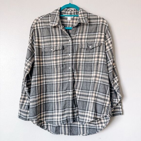 Old Navy Grey Plaid The Boyfriend Button Down Shirt Size Small - Picture 2 of 7